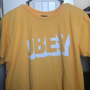 obey tee